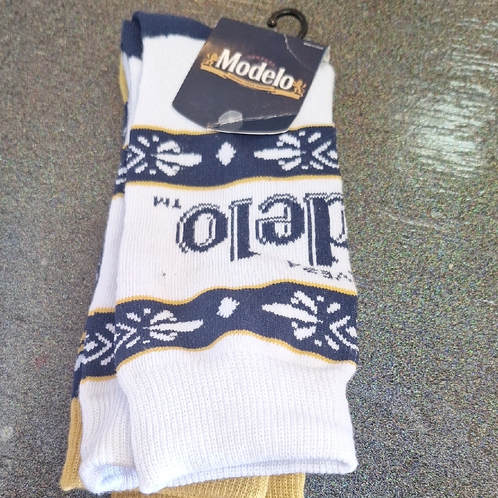 NEW 2 Pair ModelCo White and Blue Casual Crew Socks
